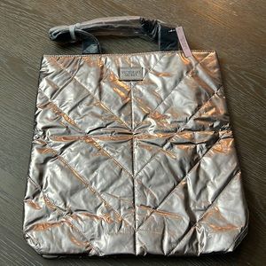 Victoria’s Secret 🌸 Rose Gold Tote / Hand Bag NWT